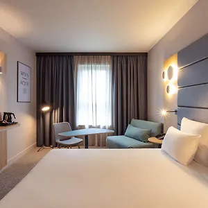 فندق نوفوتيل بروكسل سينتر ميدي, Saint-Gilles